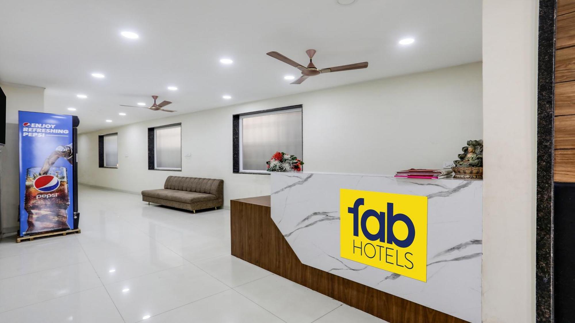 Fabhotel Mansarovar Inn Rāipur Exterior foto